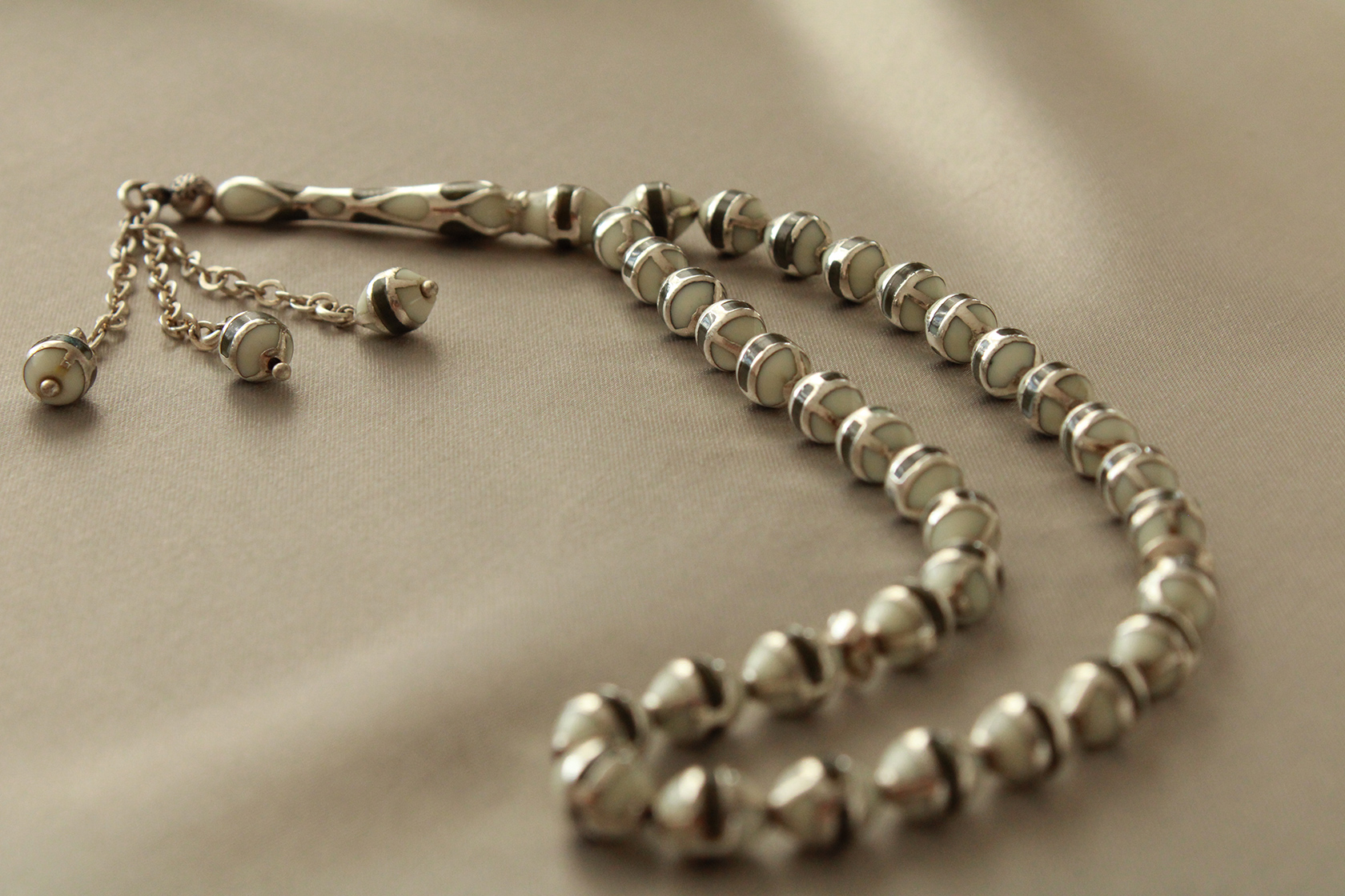 925 Sterling Silver Enamel Prayer Bead